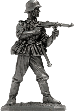 Немецкий пехотинец с MP-40. Военно-историческая модель. Фигурка, сплав пьютер, литье, пайка, чернение.