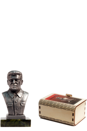 Иосиф Виссарионович Сталин. Оловянный бюст, пьютер, чернение