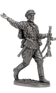 Старший сержант пехоты РККА. 1941-43 гг. Оловянная военно-историческая миниатюра, пьютер, чернение