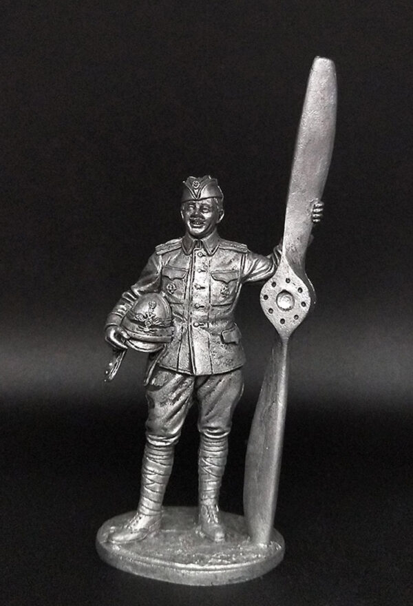 Пилот авиационных частей. Россия, 1914-17 гг. Оловянная военно-историческая миниатюра, пьютер, чернение