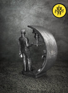 Александр Иванович Маринеско. Военно-историческая миниатюра. Оловянная фигурка, чернение