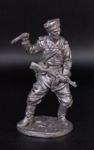 Казак 9-ой Пластунской стрелковой дивизии,1944-45 гг. Оловянная военно-историческая миниатюра, пьютер, чернение