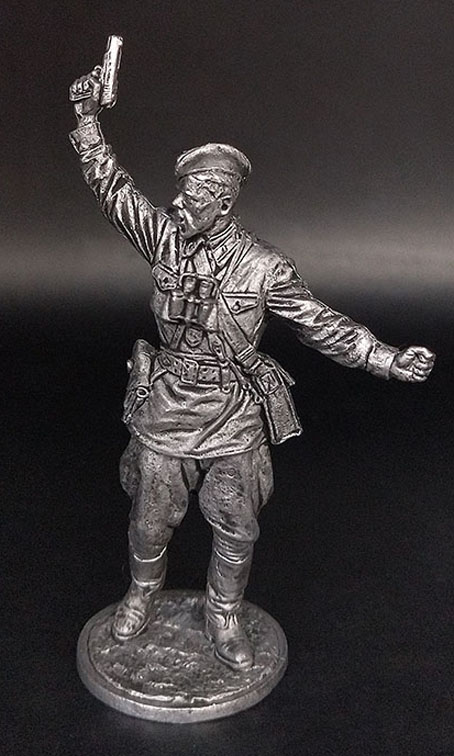 Комбат, капитан пехоты РККА. Оловянная военно-историческая миниатюра, пьютер, чернение
