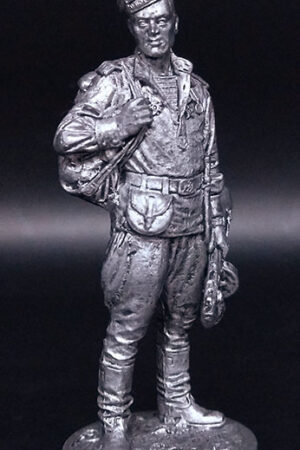 Краснофлотец, морская пехота, 1944-45 гг. Оловянная военно-историческая миниатюра, пьютер, чернение