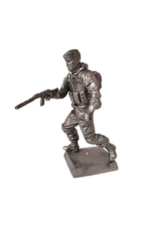 Спецназ РФ в берете ОЦ-14 "Гроза", ВИМ из пьютера, литьё, пайка, чернение.